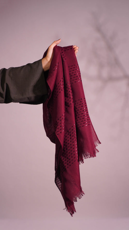 Burgundy Turkish Viscose Hijab – Rich Color, Breathable & Elegant